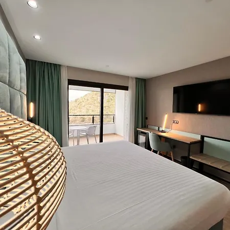 Maya Otel 3*
