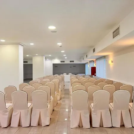 Hotel Sercotel Maya