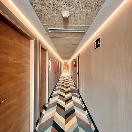 Maya Hotel 3*