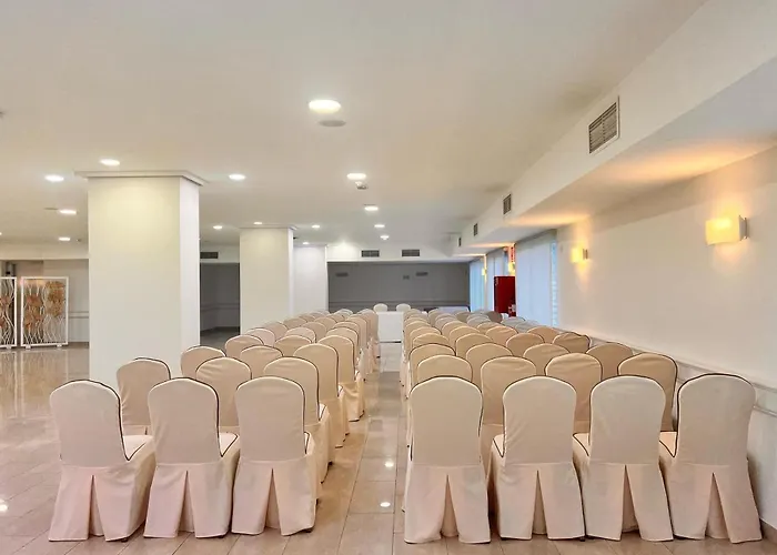 Hotel Sercotel Maya