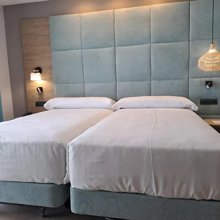 Hotel Maya